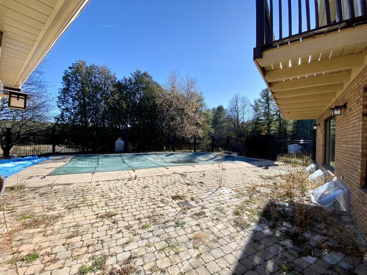 5000+ Sqft Cottage Near Toronto Bolton Exterior photo